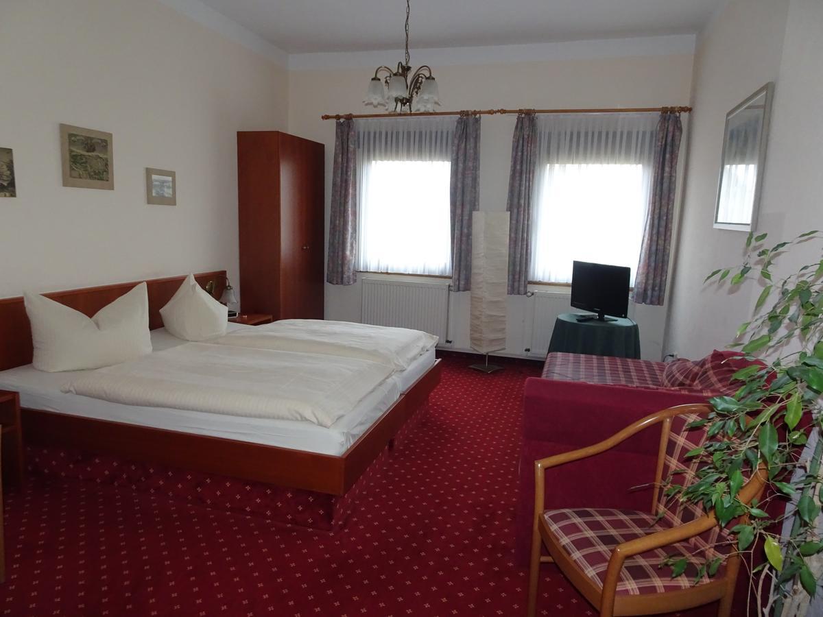 Hotel & Gasthof Zum Loewen Eisenach Ngoại thất bức ảnh